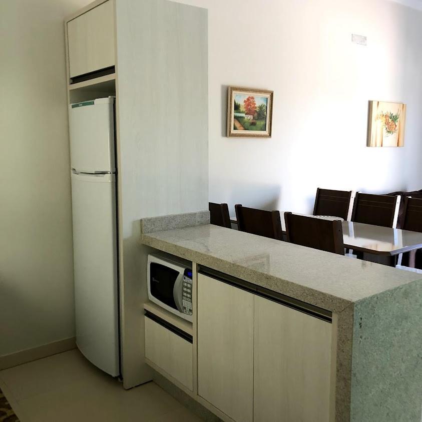Casas Para Locacao Em Bombinhas Exteriör bild