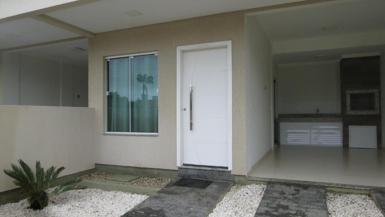 Casas Para Locacao Em Bombinhas Exteriör bild